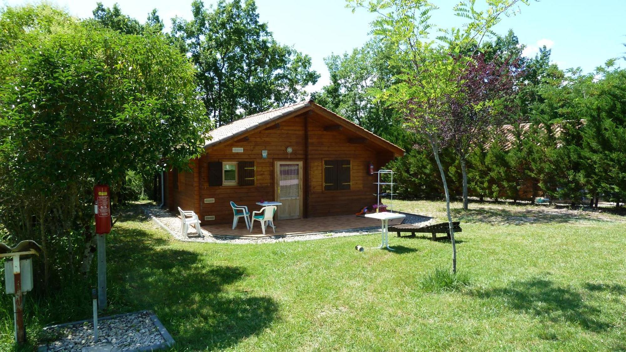 Camping Fontaine Du Roc Devillac Quarto foto